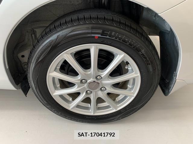 Toyota COROLLA AXIO 2020-11 8728733-18