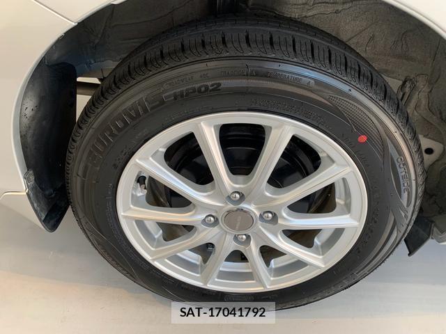 Toyota COROLLA AXIO 2020-11 8728733-8
