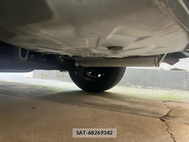 Toyota COROLLA AXIO 2010-05 8731039-7