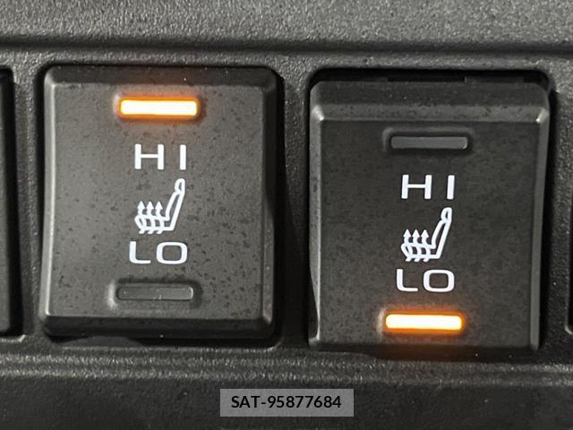 Toyota COROLLA CROSS 2024-04 8727247-4