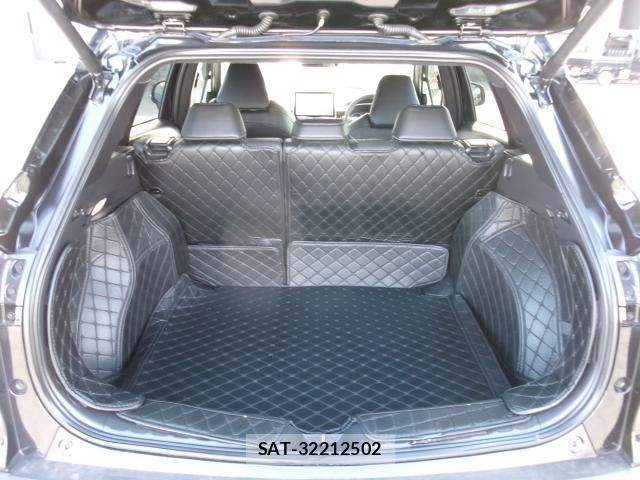 Toyota COROLLA CROSS 2023-12 8727518-18
