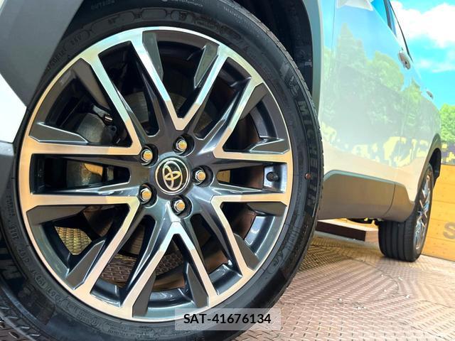 Toyota COROLLA CROSS 2025-08 8727744-12