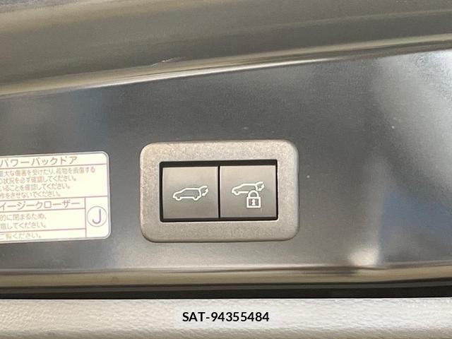 Toyota COROLLA CROSS 2023-02 8727848-5