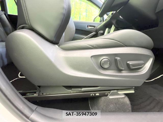 Toyota COROLLA CROSS 2024-03 8728238-6