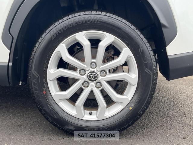 Toyota COROLLA CROSS 2023-10 8728688-12