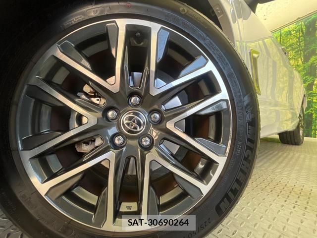 Toyota COROLLA CROSS 2025-08 8730814-12