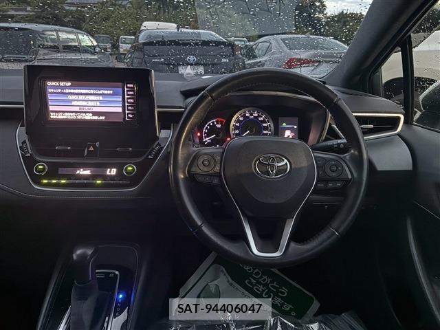 Toyota COROLLA SPORT 2018-12 8728320-17