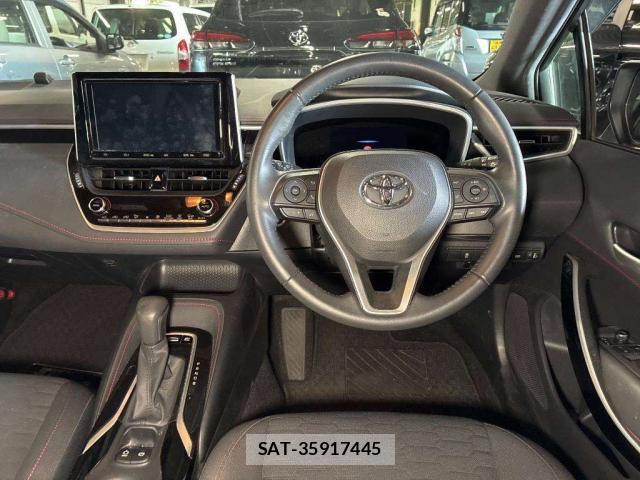 Toyota COROLLA SPORT 2018-10 8730638-2