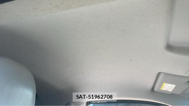 Honda CR-Z 2010-06 8729625-15