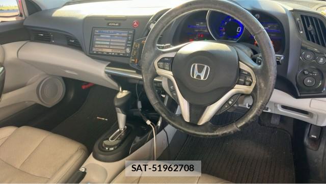 Honda CR-Z 2010-06 8729625-2
