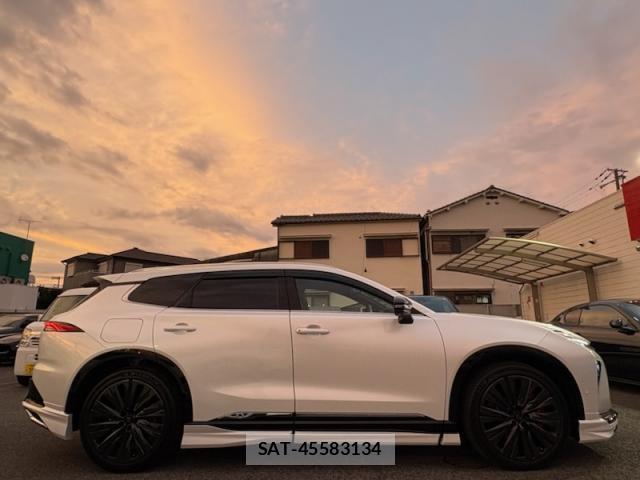 Toyota CROWN ESTATE 2025-07 8728140-19