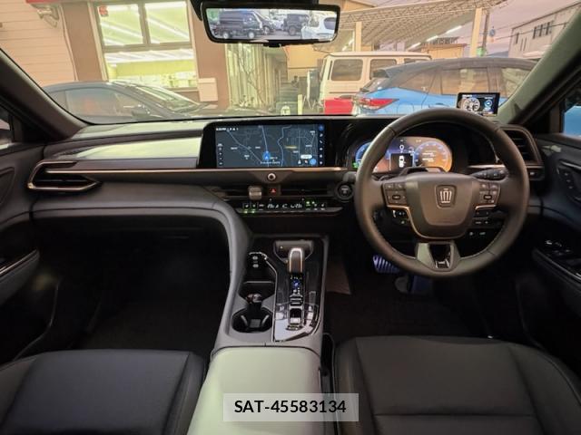 Toyota CROWN ESTATE 2025-07 8728140-2