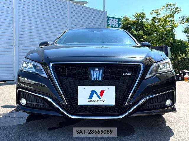 Toyota CROWN HYBRID 2019-04 8725981-13