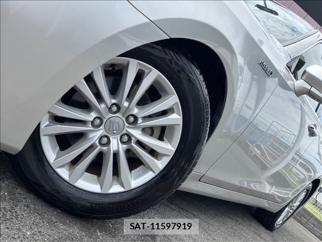 Toyota CROWN HYBRID 2014-07 8726045-18