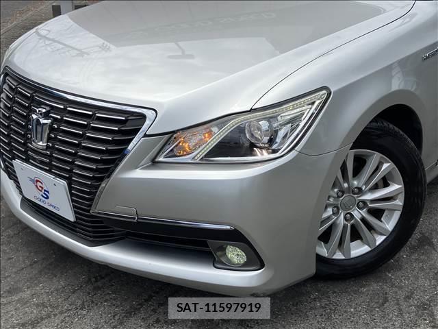 Toyota CROWN HYBRID 2014-07 8726045-19