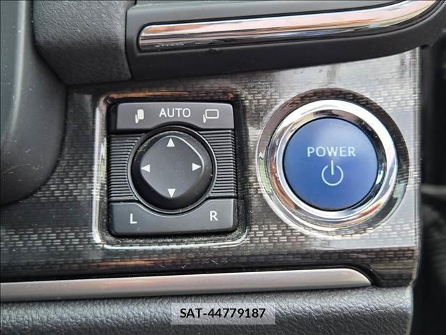 Toyota CROWN HYBRID 2015-03 8726051-8