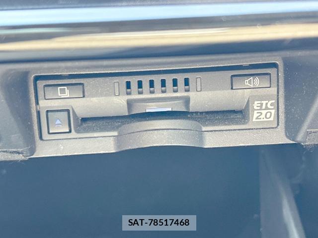 Toyota CROWN HYBRID 2020-10 8726747-8
