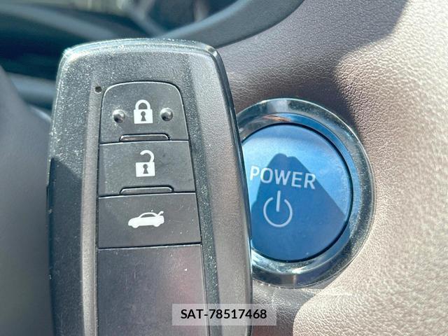 Toyota CROWN HYBRID 2020-10 8726747-9