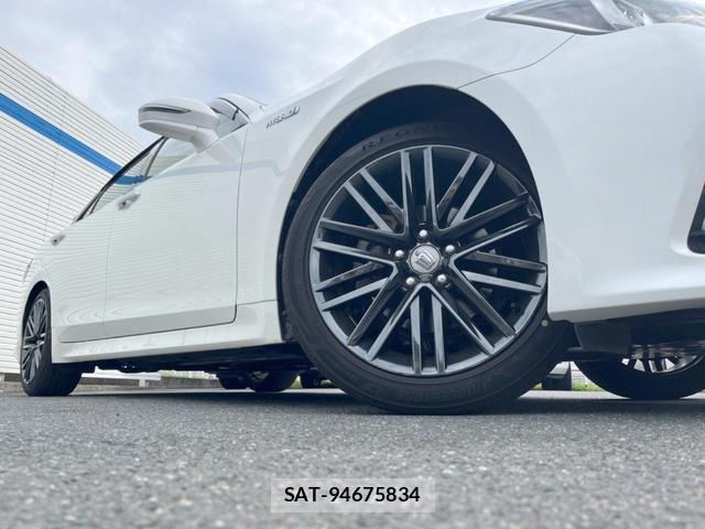 Toyota CROWN HYBRID 2018-01 8728252-14