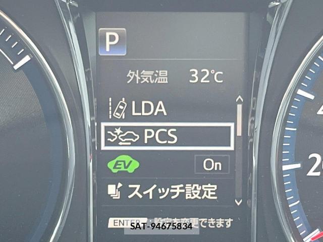 Toyota CROWN HYBRID 2018-01 8728252-7