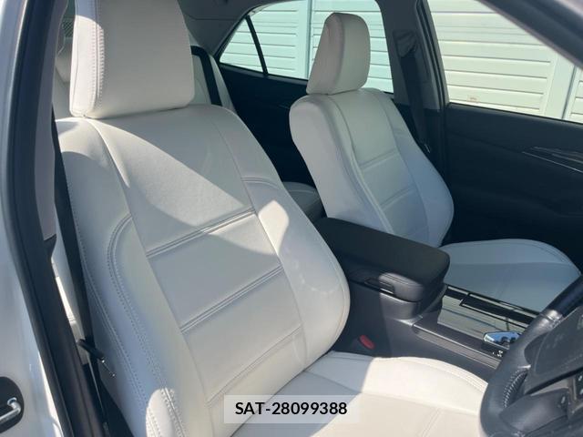 Toyota CROWN HYBRID 2013-10 8728371-9
