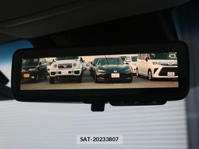 Toyota CROWN HYBRID 2021-07 8728443-16