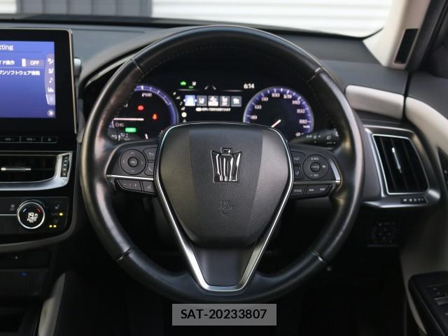 Toyota CROWN HYBRID 2021-07 8728443-17