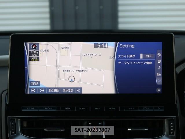 Toyota CROWN HYBRID 2021-07 8728443-4