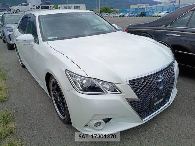 Toyota CROWN HYBRID 2014-07 8730497-3