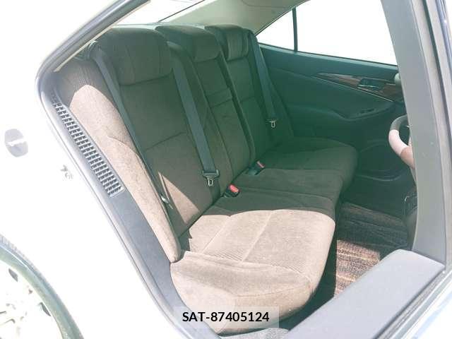 Toyota CROWN HYBRID 2013-03 8731182-12