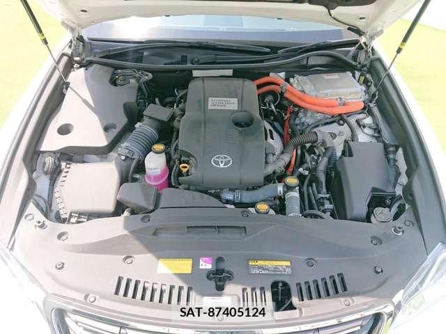 Toyota CROWN HYBRID 2013-03 8731182-14
