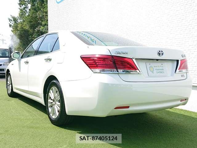 Toyota CROWN HYBRID 2013-03 8731182-3