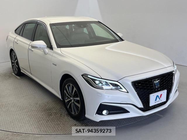 Toyota CROWN HYBRID 2018-06 8731220-16