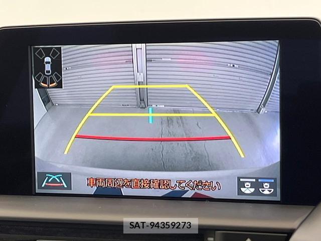 Toyota CROWN HYBRID 2018-06 8731220-4