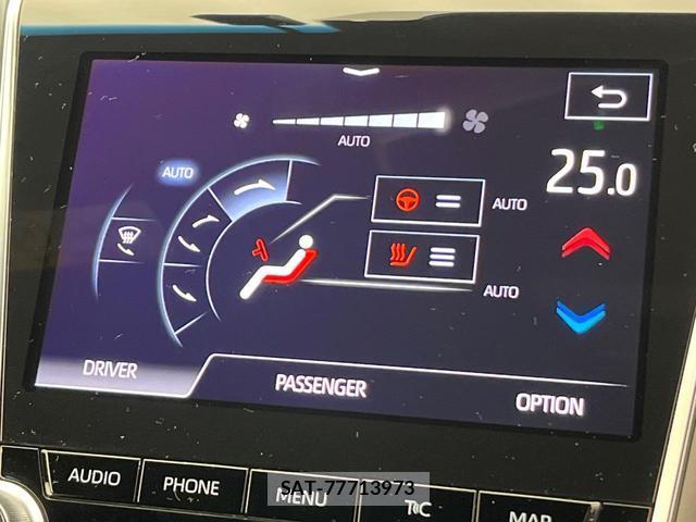 Toyota CROWN HYBRID 2019-03 8731223-6