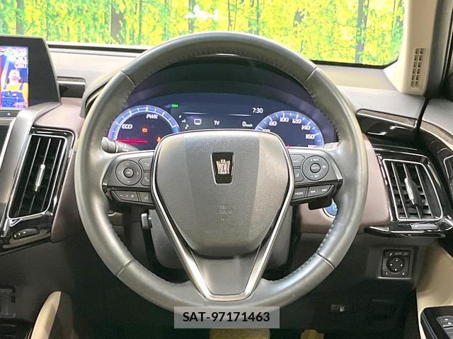 Toyota CROWN HYBRID 2018-08 8731250-10