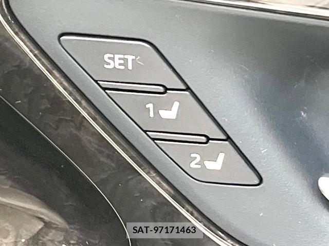 Toyota CROWN HYBRID 2018-08 8731250-5
