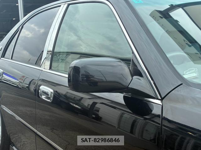 Toyota CROWN MAJESTA 2000-12 8726106-14