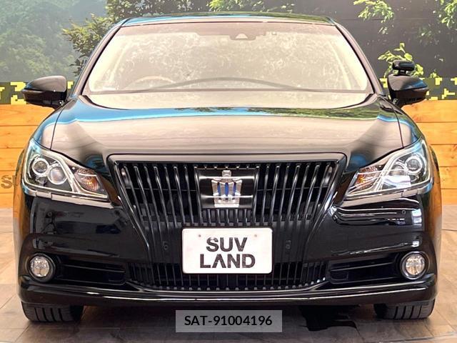 Toyota CROWN MAJESTA 2017-06 8727760-13