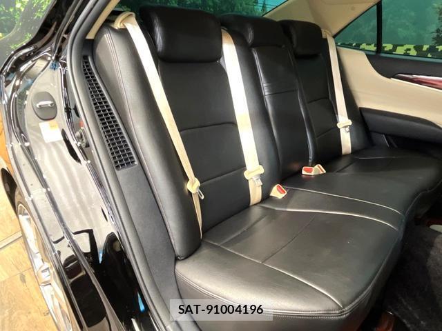 Toyota CROWN MAJESTA 2017-06 8727760-8