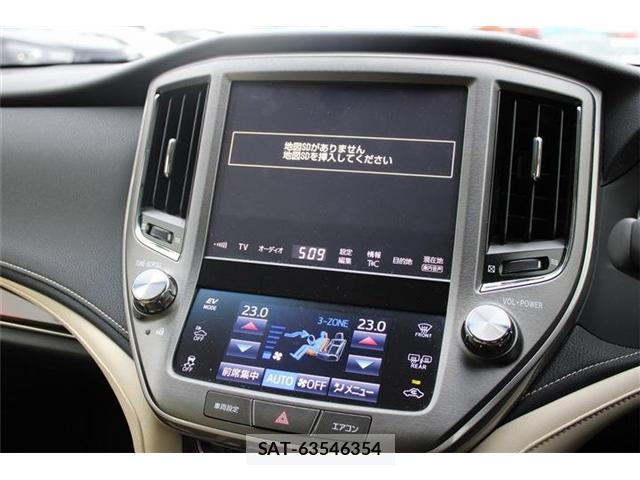 Toyota CROWN MAJESTA 2015-10 8730058-2
