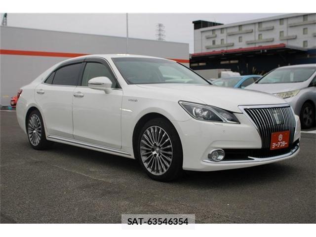 Toyota CROWN MAJESTA 2015-10 8730058-7