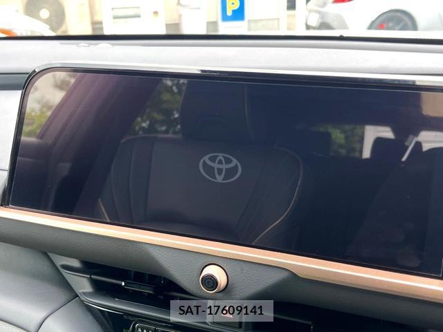 Toyota CROWN 2023-12 8725979-3
