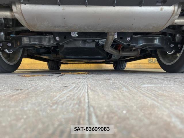 Toyota CROWN 2024-07 8726427-18