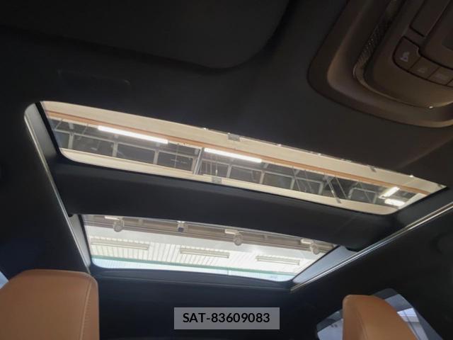 Toyota CROWN 2024-07 8726427-2