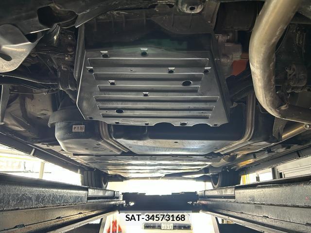 Toyota CROWN 2025-01 8728196-16