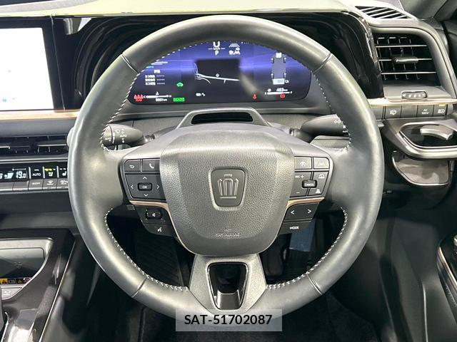 Toyota CROWN 2023-10 8728391-10
