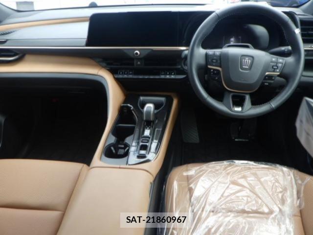 Toyota CROWN 2024-01 8730017-2