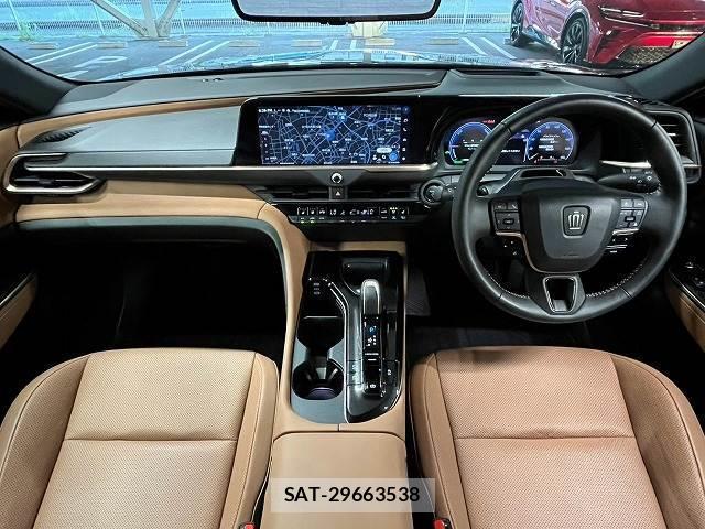 Toyota CROWN 2024-06 8730745-1