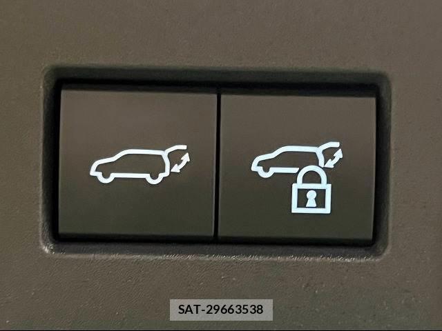 Toyota CROWN 2024-06 8730745-7